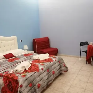 https://francesco-home-naples.hotels-amalfi.com
